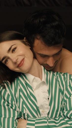 Netflix Brasil on Instagram: "A gente nunca sabe quando a pessoa tá em outro país VIVENDO O NOSSO SONHO, né? Todos os episódios da 5ª temporada de Emily em Paris já estão disponíveis."