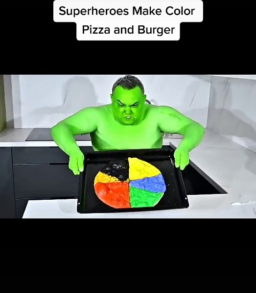 Superheroes Make Color Pizza and Burger #omco #fattv #mondaymotivation