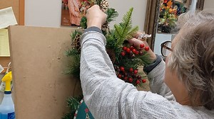 5.2K views · 72 reactions | Walk on the wide side with this fun, leopard swag kit for the Christmas season! Get it at shopdeeslouisville.com | Dee's | Facebook