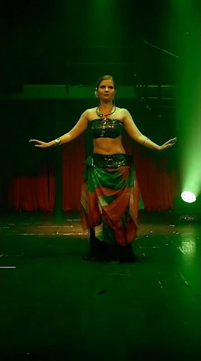 From Darkness to Playfulness. Tribal Fusion Bellydance