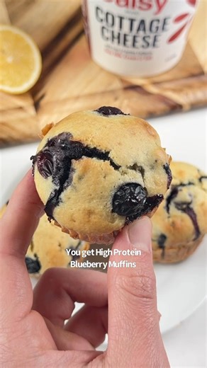 Healthy High Protein Blueberry Muffins 🫐😋🙌