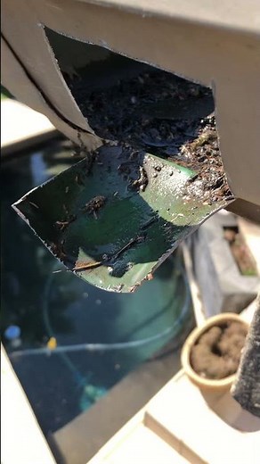 How to fix a bending gutter