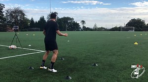 RAW FOOTAGE❗️ - A lot of people asking about the drill in our latest video. This drill makes you think, requires a lot of concentration and skill⚽ What do you think🤔? | JonerFootball