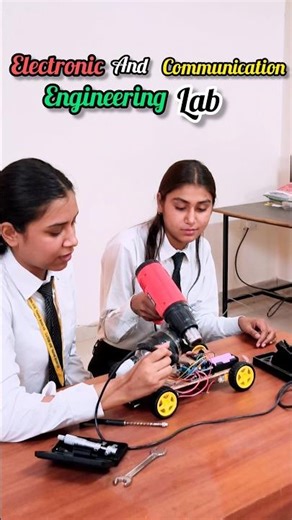 this is not just a Lab this is robotics lab 🧑‍🔧🔌#viral #short#ece🔌