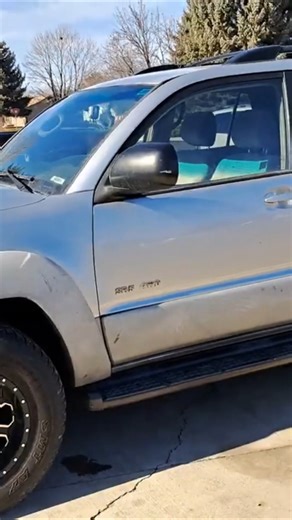 The 300k 4runner holds up to the test of time! #4runner #cheaptoyota