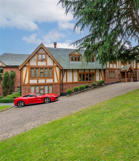 £5,250,000 Mansion in Northaw, Hertfordshire — Tudor Hall For Sale
