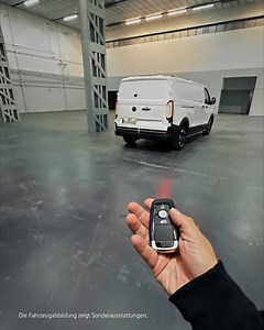 Jeder hat seine Päckchen zu transportieren. 😉 Mit dem Regalsystem von Sortimo bekommst du deine Sendungen superschnell sortiert. Dank dem modularen Konzept kannst du einzelne Komponenten ganz easy ein- und ausbauen. Sogar ganze Regalteile lassen sich in die Grundregale ein- und wieder ausklicken. So kannst du deine Ladefläche einfach an deine Bedürfnisse anpassen. Probier‘s direkt aus! ➡️ https://www.volkswagen-nutzfahrzeuge.de/de/konfigurator.html/__app/neuer-transporter.app #Volkswagen #Volks