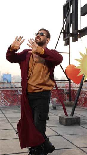 ‎Iwanofficial / إيوان‎ | Behind the lens: part 1 👌 #Fo2_Fo2 #iwan #newrelease #newsong #music #videoclip Out now on Iwan’s #youtube channel 🎼 | Instagram