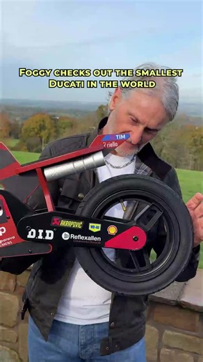 Awesome Balance Bikes on Instagram: "From world championships to the world’s smallest Ducati, Foggy’s still chasing the details: ✔️ Official Ducati design ✔️ Confidence-boosting control ✔️ Lightweight for easy handling ✔️ A “real bike” feel they won’t want to get off Passion never shrinks 🏍️ #kiddimoto #ducati #balancebike"