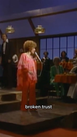 Who else remembers this live performance of “Broken Trust”? 🎶