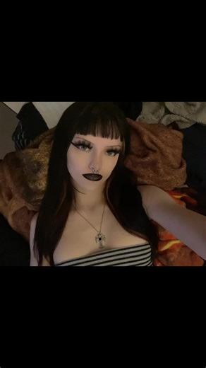 the underside of my hair is bleached just ignore that | hair