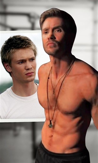 Chad Michael Murray’s ripped body goes viral
