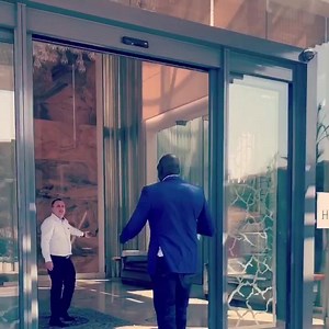 664K views · 10K reactions | Fais confiance à Dieu, laisse le te transformer et t’elever en son temps car son joug est plus léger que l’autre ❤️❤️❤️ | Jean Jacques Kouamé | Facebook