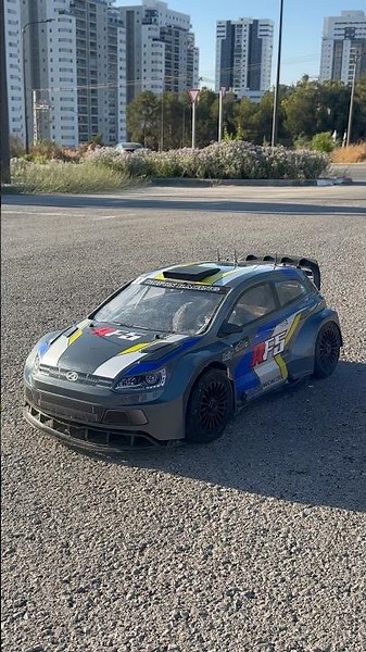 WORLDS BIGGEST RC RALLY CAR 😱 #rc #car #rally #rofun #offroad #rccar