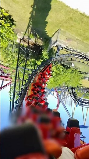 Take a ride on Demon at Six Flags Great America! #sixflagsgreatamerica #pov #rollercoaster