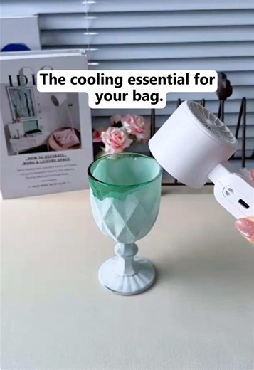 If you’re going to the park, walking, taking the kids out, or having a picnic, keeping one of these in your bag is such a smart move. #CoolHillFan#foryou #minifan #summervibes#tiktokshopfinds