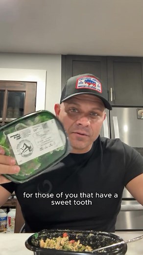 When I started my fitness journey, I thought the gym was the hard part. Turns out… the food was harder. Cooking every day, weighing portions, packing lunches—it took HOURS. And on busy days? Fast food won, every time. That’s when I switched to FlexPro Meals. Now my fridge is stocked with chef-made, high-protein meals that: 💪 Support muscle growth & fat loss ⚡ Keep my energy steady without sugar crashes 🍲 Take 2 minutes to heat up and eat No stress. No wasted time. No excuses. And the best part