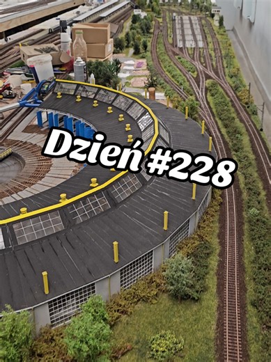 Podsumowanie 228. dnia budowy makiety w Micro City