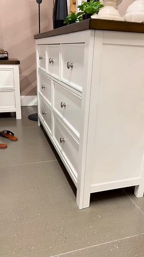 6K views · 178 reactions | A luxurious White Bedroom Set  #modernhomes #modernhomes #modernbedroom #luxuryhomes #luxurystyle #fairdealfurniture #ashleyfurniture #furntasticsale #mombasaishome #mombasamall #mombasa #citymall | Fairdeal Furniture Ltd | Facebook