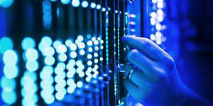 Windows and Linux devices are under attack by a new cryptomining worm