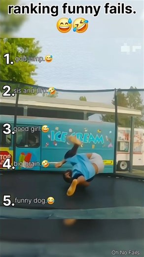 funny humans.😅😂 #funny #funnymoments #hilariousfails #comedy #fails #fail #funnyfails