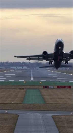 Runway Intrusion Forces Dramatic Go-Around