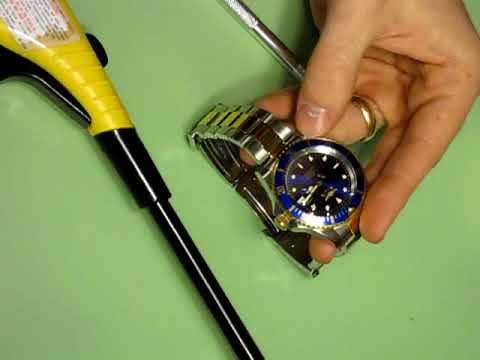 Cyclops (date magnifier) removal from watch crystal