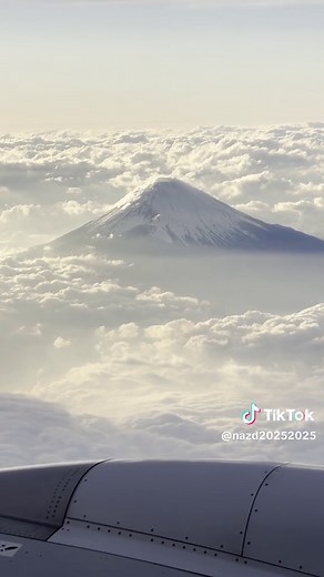 Mount Fuji Skyline Aeroplane Videos in Japan