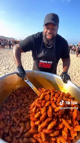 ORANGE CRUSH WEEKEND 🔥🌊 Seafood wings on the beach 😳 #orangecrush2026 #tybeeisland #savannahga #beachvibes #cookingwithstrong