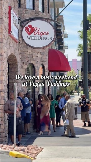 Busy Weekends at Vegas Weddings 💒