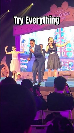 TRY EVERYTHING from ZOOTOPIA Pt. 2 at DISNEYLAND!!