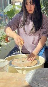 414K views · 2K reactions | If you want to cheat through English (to your own personal detriment) read the summary, pay attention in class, and close read a handful of passages. Write an essay with banger topic sentences and a thesis with an “initially it seems the book says blah blah blah, however exploring the way blah blah blah blahs indicates day alternative reading. You’re welcome. #reels #pottery #art | Saramics Pottery | Facebook