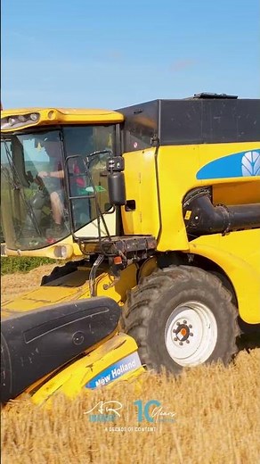 Barley harvest at Purcell Farms with the New Holland CS Combine