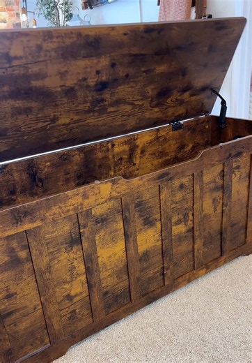 Wooden Trunk Toy Box: Rustic Storage Bench & Toy Chest Ideas