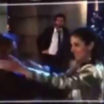 Beca + Chloe kiss (bechloe) Pitch perfect