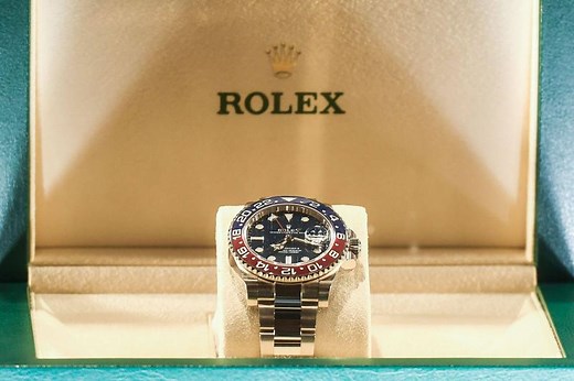 How to Tell if a Rolex is Real: 5 Ways to Check | LoveToKnow