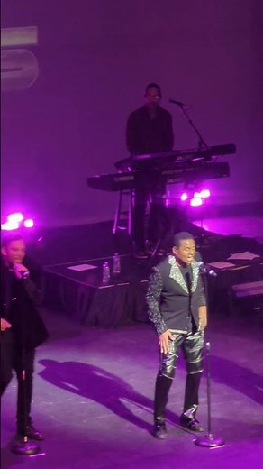 The Jacksons performing Enjoy Yourself