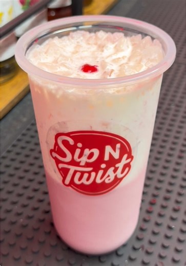 Discover the Strawberry Sin Milkshake – A Fizzy Delight!