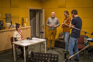 Radioteātris dod lielāku brīvību. Saruna ar režisori Lauru Grozu