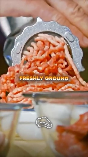 Gordon Ramsay's PERFECT beef patty! 🍔 🥩 | MasterChef