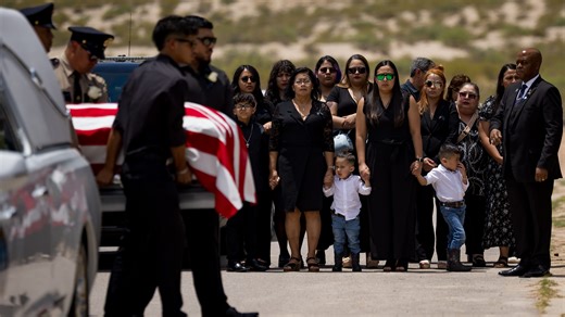 'Final call': Borderland bids farewell to Doña Ana County Sheriff's Deputy Antonio Aleman