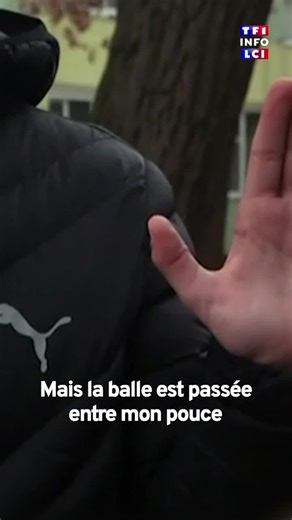 C’est un témoignage glaçant… Plus de 1000 corps ont déjà été retrouvés dans la banlieue de Kiev après le retrait des troupes russes de la région. Le Conseil des droits de l'Homme de l'ONU a ouvert jeudi une enquête sur les atrocités commises par les envahisseurs. L'instance va pouvoir s'appuyer sur de nombreux témoignages. Voici celui de Youra, 15 ans, dont le père a été tué sous ses yeux. | TF1 INFO