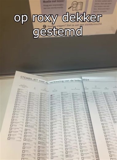 Roxy Dekker for President! Memes and Voting Fun