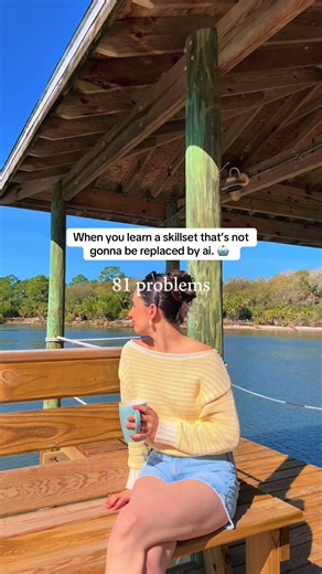 This is one of the only industries where AI doesn’t take your seat at the table. ✨ It pulls up a chair next to you. Day trading isn’t getting replaced. It’s getting upgraded. You can automate it, manually trade it, or do both at the same time. 🤍 That’s not a threat. That’s leverage. And there’s enough room in these markets for everyone. Stay at home moms, 9-to-5ers, complete beginners. The market doesn’t care who you are. It just cares that you show up with a skill. 🤍✨ Comment QMM below and I’