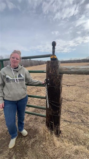 Secure your gate the easy way! #Stultzfab #farming #ranching Stultzfab.com