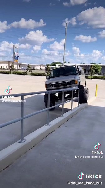 Vans are superior 😎😈 #fypシ #foryoupage #foryourpage #forgedwheelsonly #americanforcewheels #lbzduramax #duravan #powerstroke
