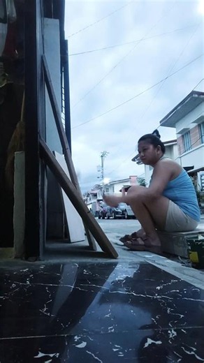 painting my diy shelves