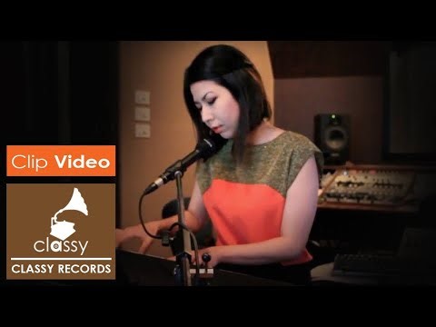 แพงพลอย โมราวงศ์ l เปลี่ยน (Covered Version) l Cliptube 1 l Classy Records