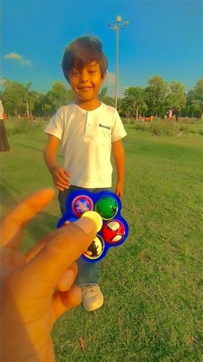 😋🤪🤤Cute baby colourfull candy #cutebaby#mainenibhayahaikarke#tumitnecutekyunho #kidssmeilosm