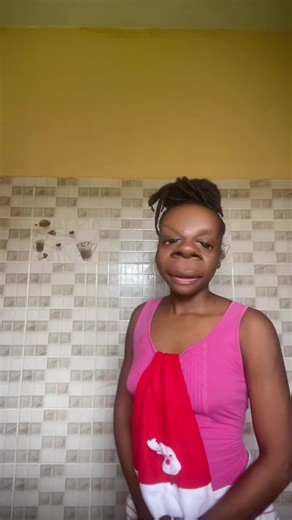 😂😂😂 elle me mettre au travail mais j’aime beaucoup 😍#tiktokgabon🇬🇦tiktok